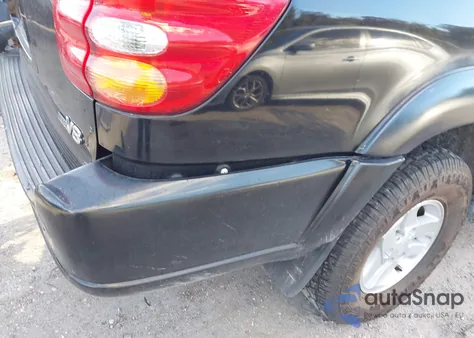 2002 Toyota Sequoia Limited V8 from USA, damaged, VIN 5TDZT38A82S089085